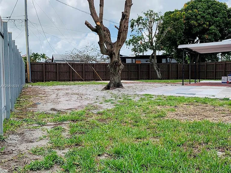 17010 NW 53rd Ave — Photo 24