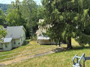 43 Glenwood Rd, Wheeling, WV 26003
