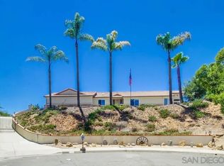 326 Barbados Cir, Fallbrook, CA 92028