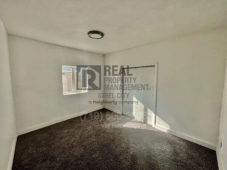 2802 Lakeview Ave — Photo 6