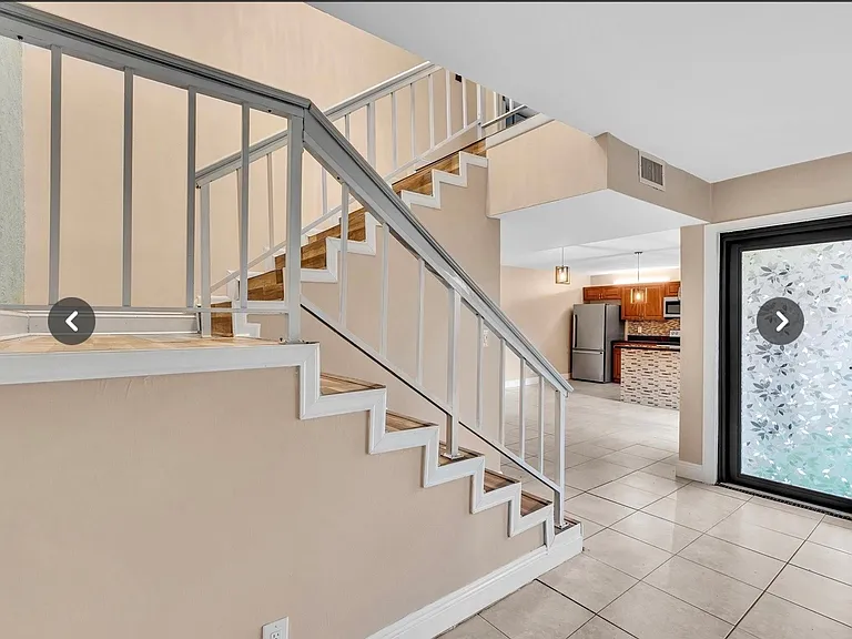 8111 SW 24th St #8111 — Photo 4