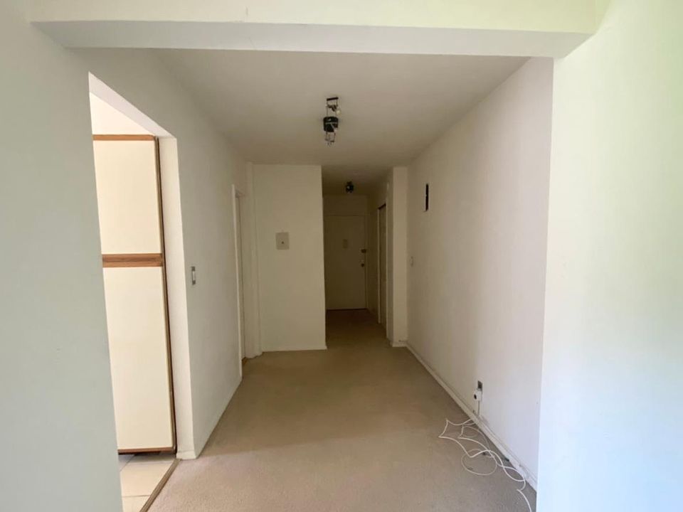 2nd image of 10 Franklin Ave APT 6E