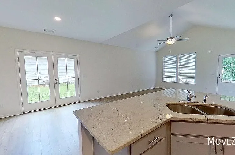 32 Shamrock Ln — Photo 24
