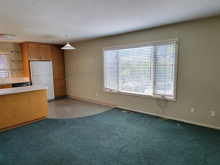 2720 Stuart St #4 — Photo 3
