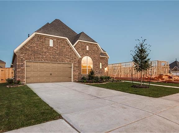 4th image of 6114 Eden Praire Dr