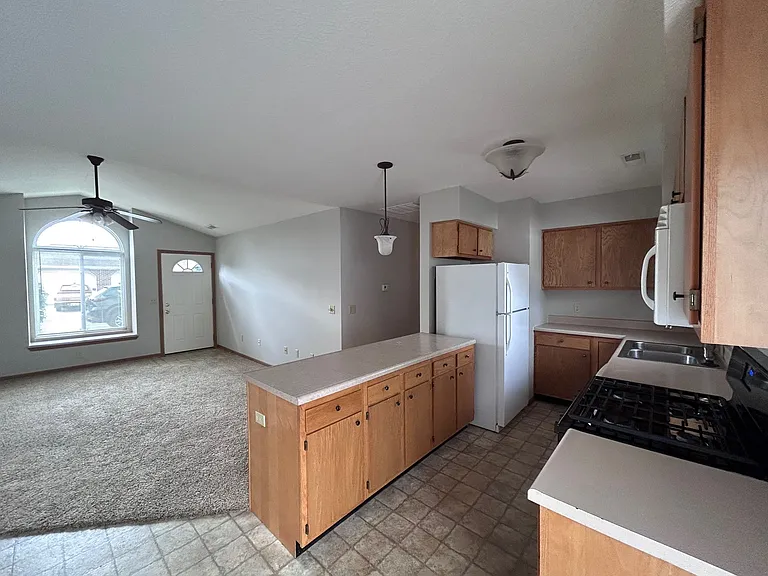 Crossings at Bellbrook Villas — Photo 6