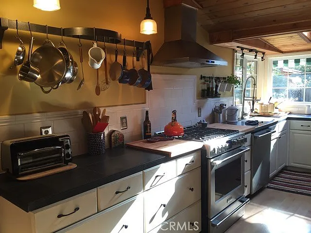 456 S Skyline Dr — Photo 8