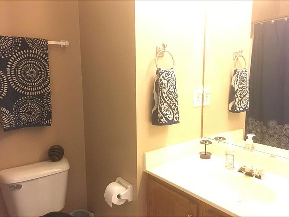 3rd image of 9814 Magnolia Pointe Cir