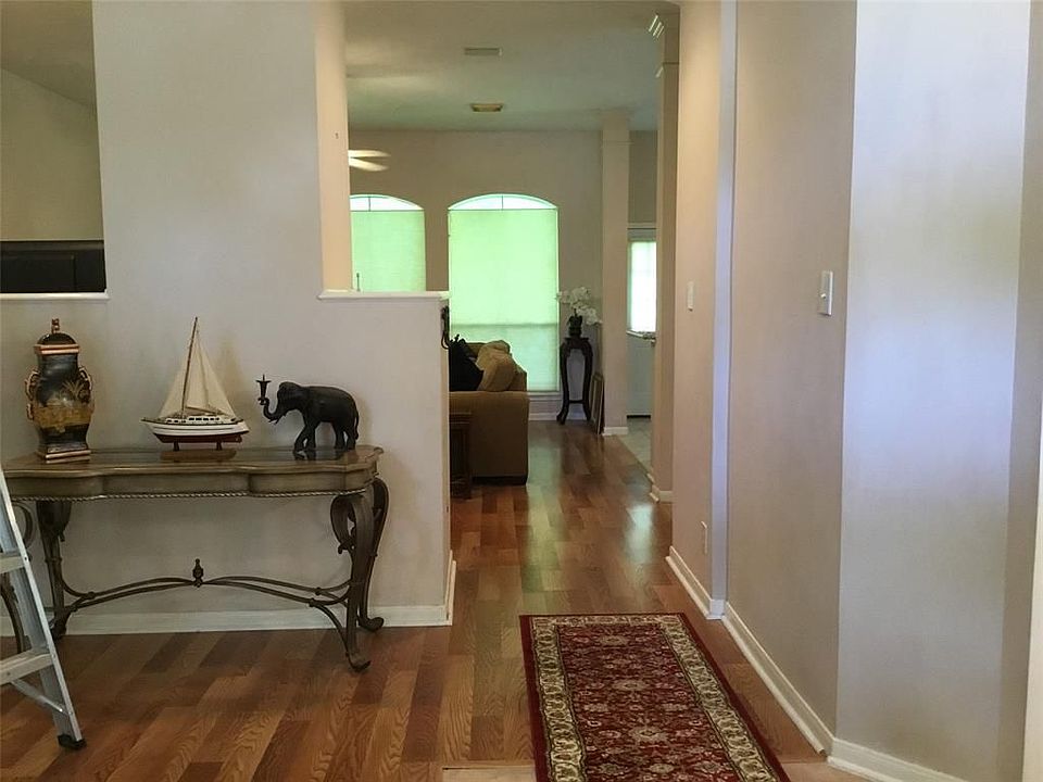 1st image of 1911 Heather Cove Ct