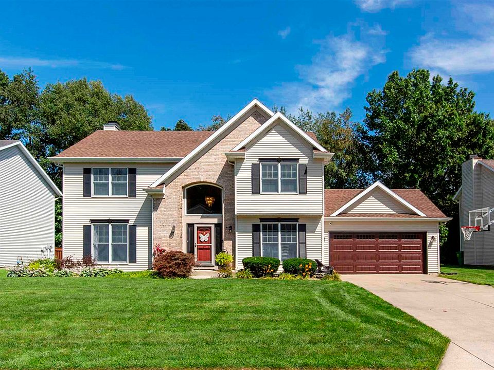 1st image of 54628 Oak Leaf Ct
