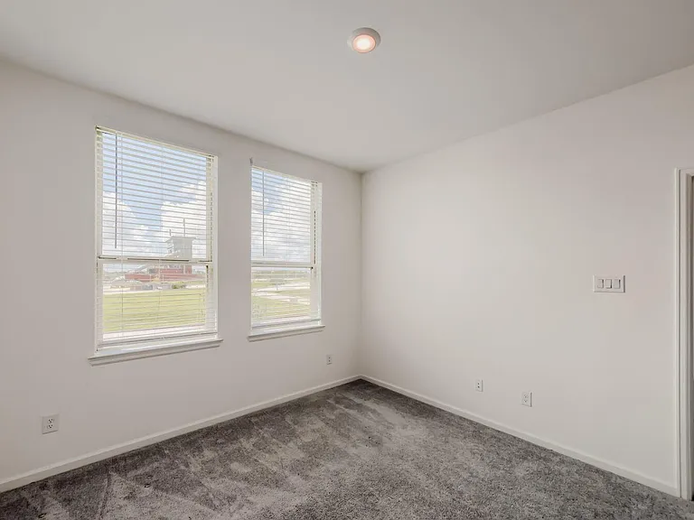 4146 Balboa Dr — Photo 18