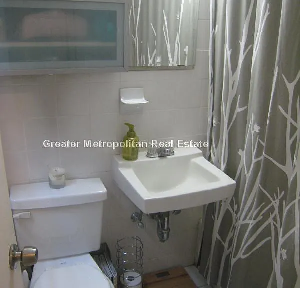 34 Charter St #4B — Photo 12