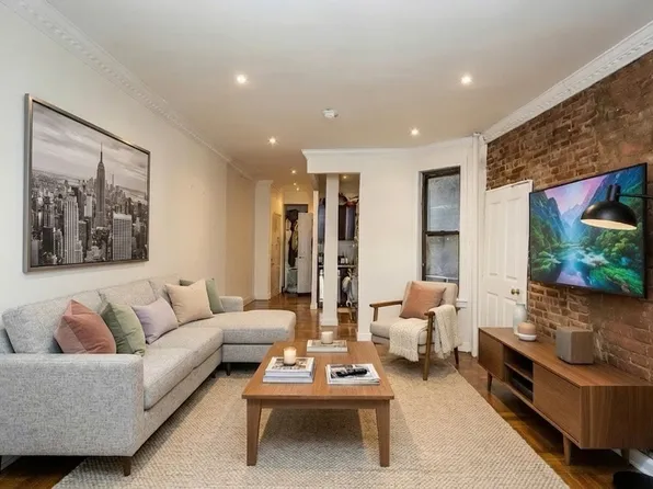 332 East 71st Street image 1 of 5