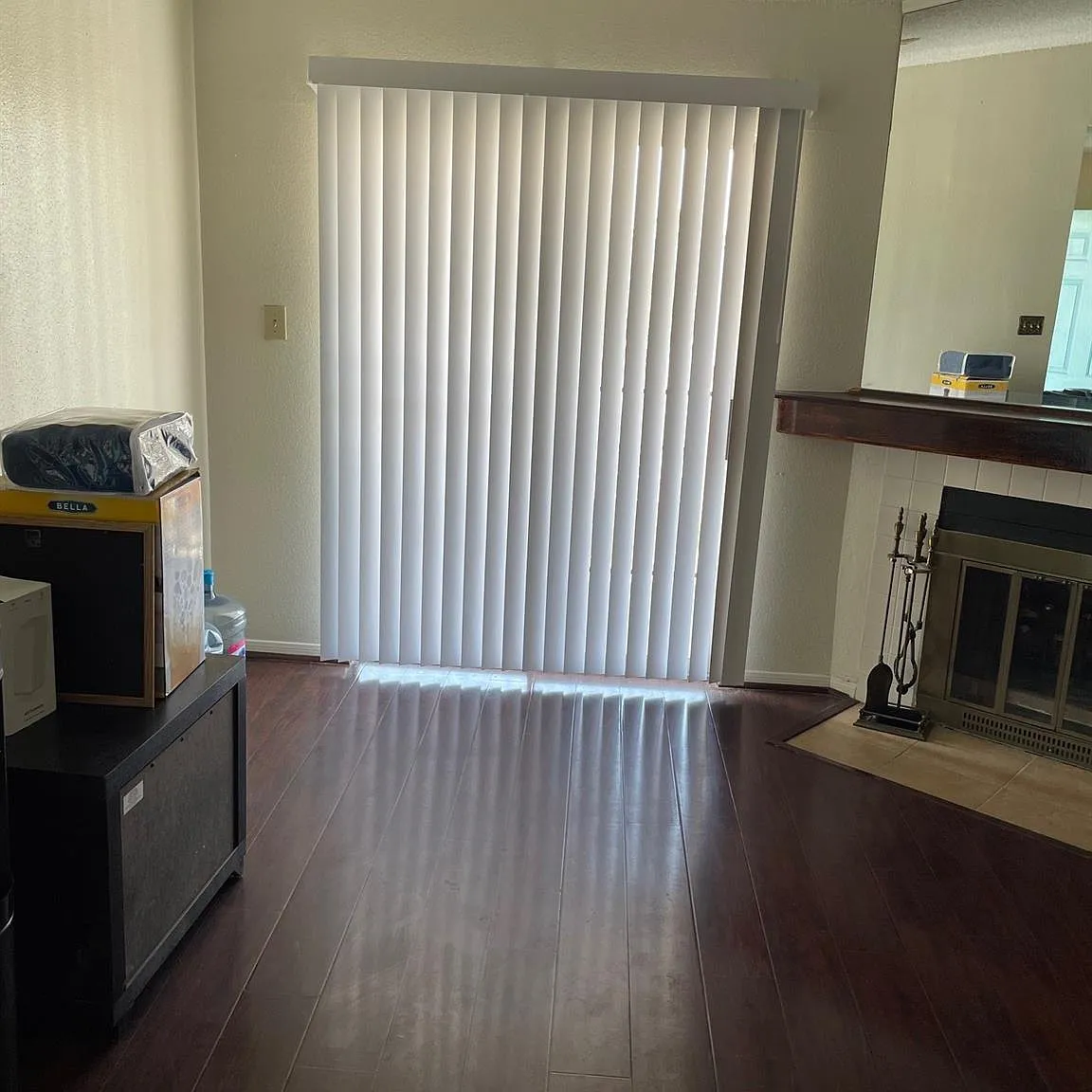2 bed, 1.0 bath, 948 sqft, $1,250 — Photo 3