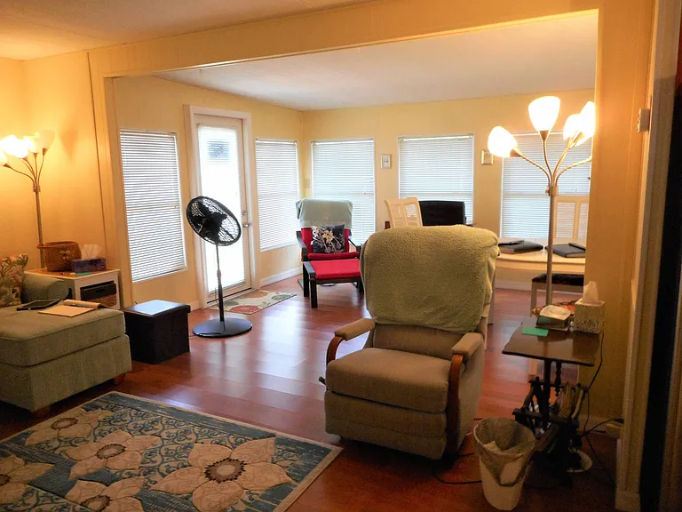 29 Rose Dr — Photo 6