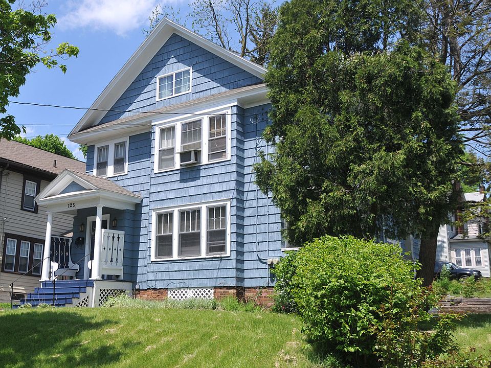 1st image of 125 Lincoln Park Dr #1