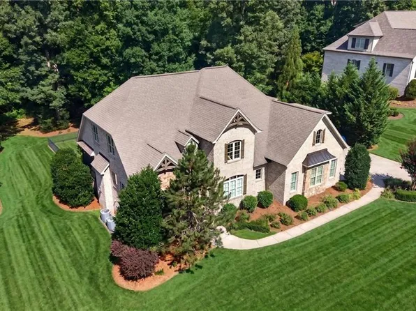 7611 Calmeria Ct, Kernersville, NC 27284