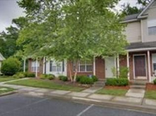 8250 Rudolph Rd, Charlotte, NC 28216