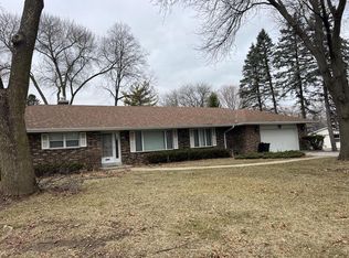 3385 Bradee ROAD, Brookfield, WI 53005