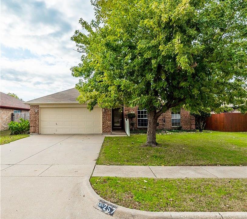 1st image of 257 Moonbeam Ln