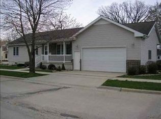 304 Maple St, La Porte City, IA
