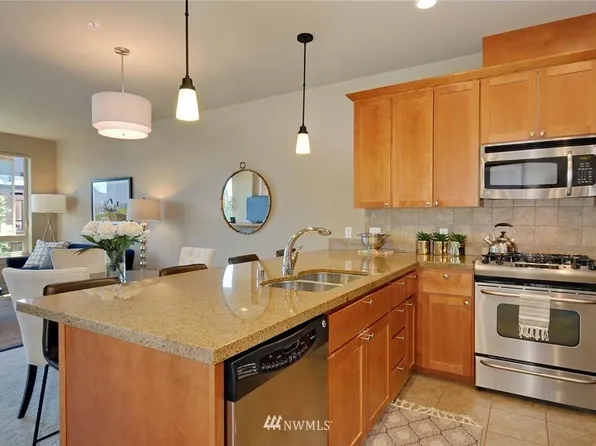 6801 Greenwood Ave N, Seattle, WA