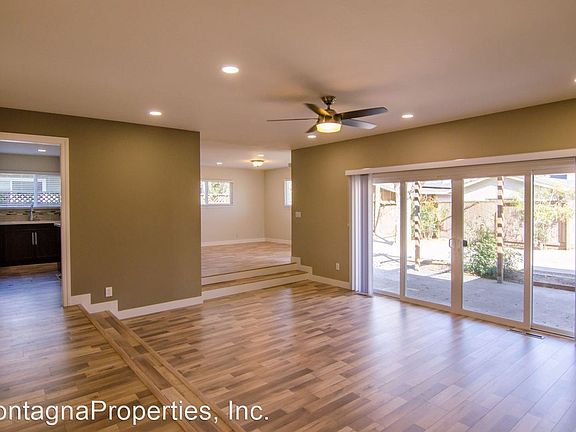 4th image of 226 Howes Dr