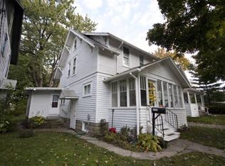 1727 Donora St, Lansing, MI 48910