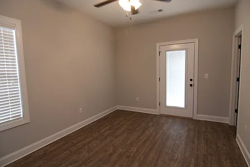 202 Park West Loop — Photo 6