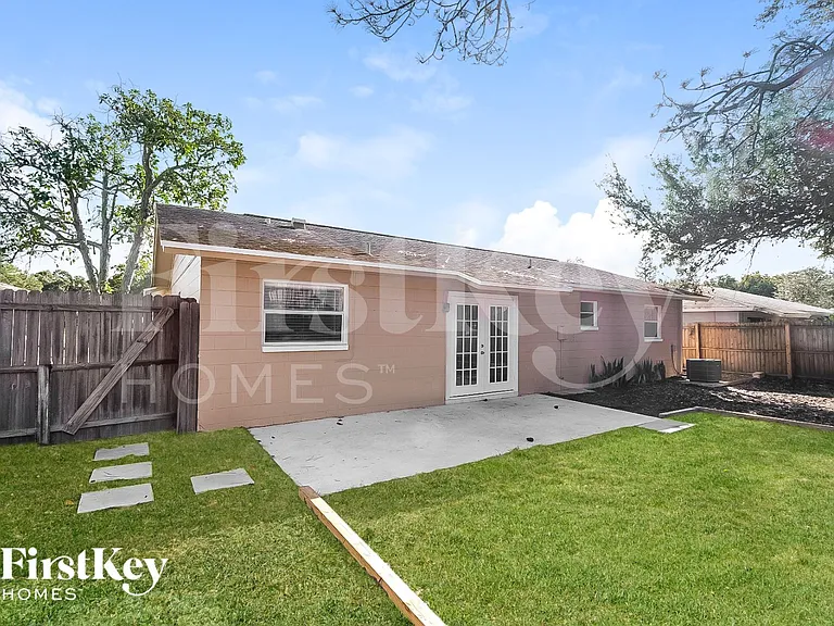 1418 Stonehaven Way — Photo 15