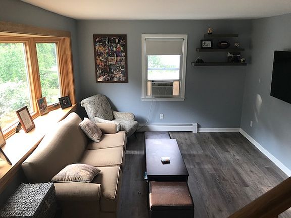 3rd image of 133 Parkview Pl