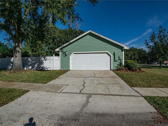 2nd image of 4802 Derry Ct
