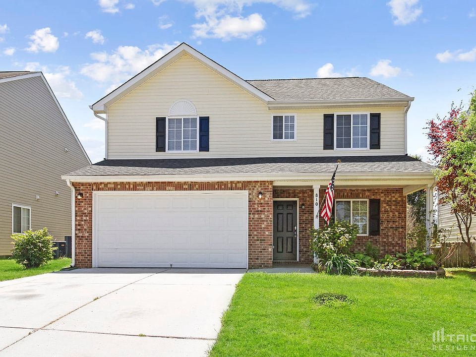 1st image of 810 Topsail Dr