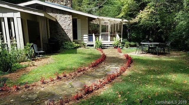 1st image of 306 Greenwood Ln