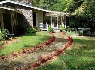 306 Greenwood Ln, Brevard, NC 28712