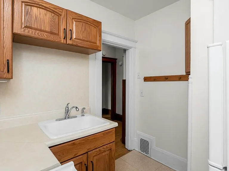 522 Paris Ave SE #2 — Photo 9