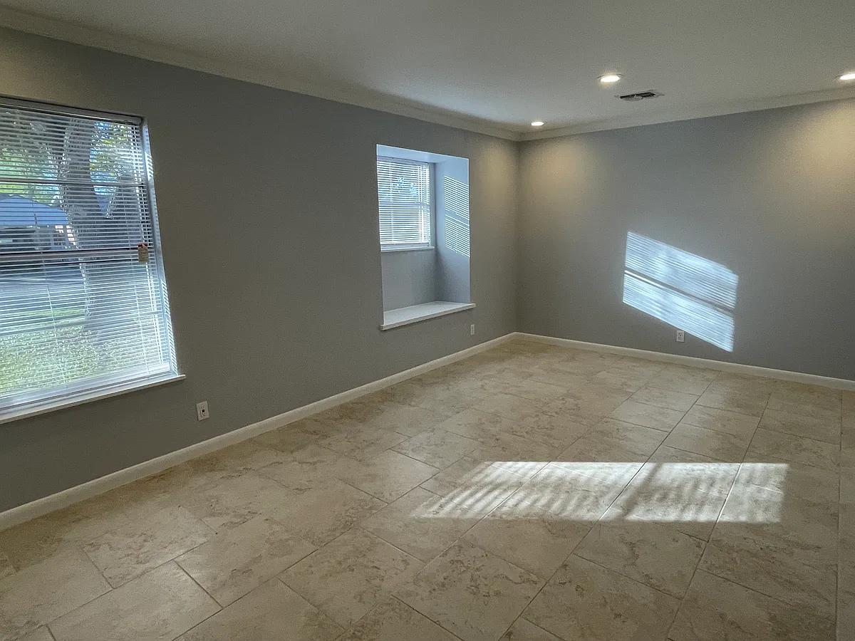 Building Photo - 4830 French Dr
