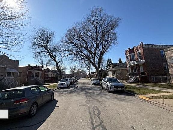 4th image of 1227 Highland Ave