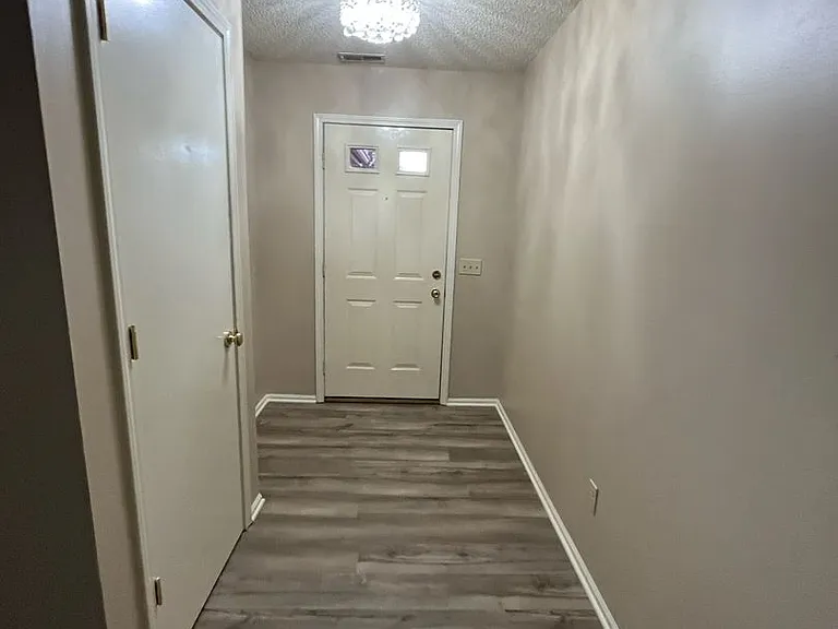 5510 Columbine Ln — Photo 3