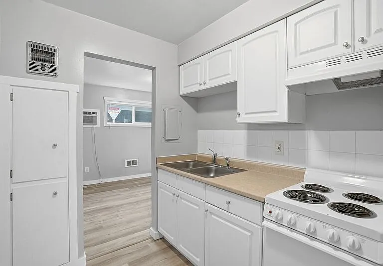 547 E Fairview Ave #549 — Photo 7