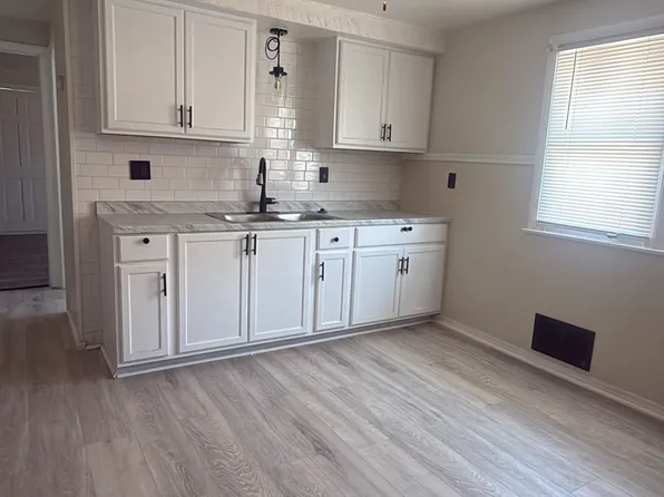 6518-6520 W Hampton Ave, Milwaukee, WI