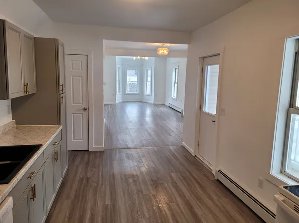 139 Federal St, Saint Albans, VT 05478