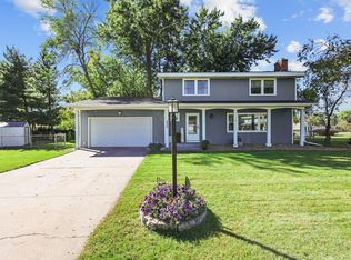 632 109th Ln NE, Blaine, MN 55434