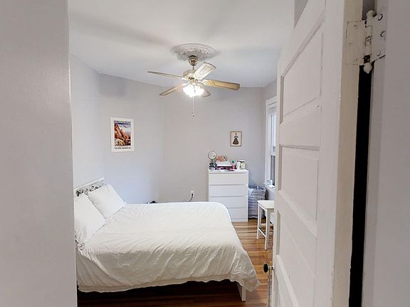 5th image of 200 Harvard St #2