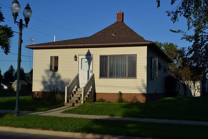 1st image of 801 S Cedar St