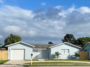 22748 SW 66th Ave, Boca Raton, FL 33428
