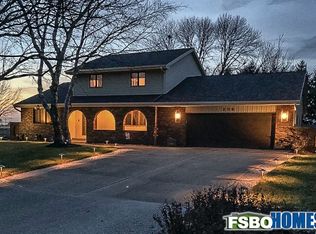 204 N Cherry Ave, Woodward, IA 50276