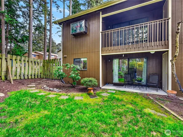 75 NW Columbia #B101, Oak Harbor, WA 98277