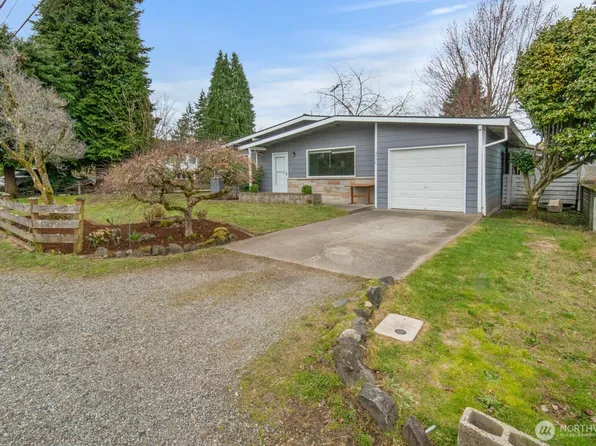 2230 Mountain View Avenue W, Tacoma, WA 98466