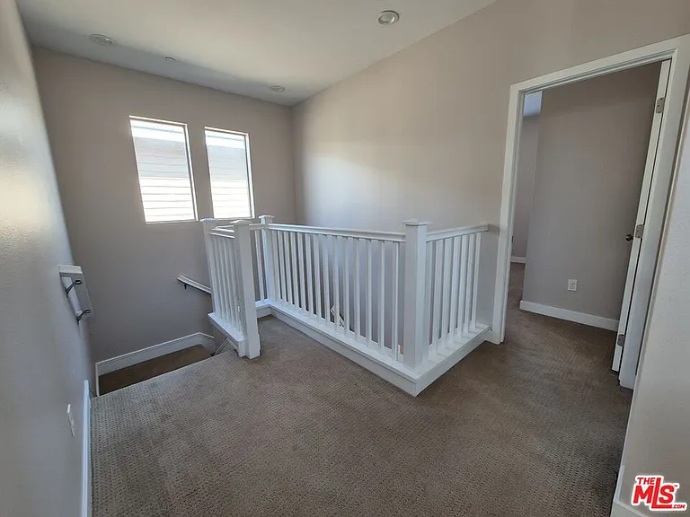 383 Silktree Ave — Photo 19